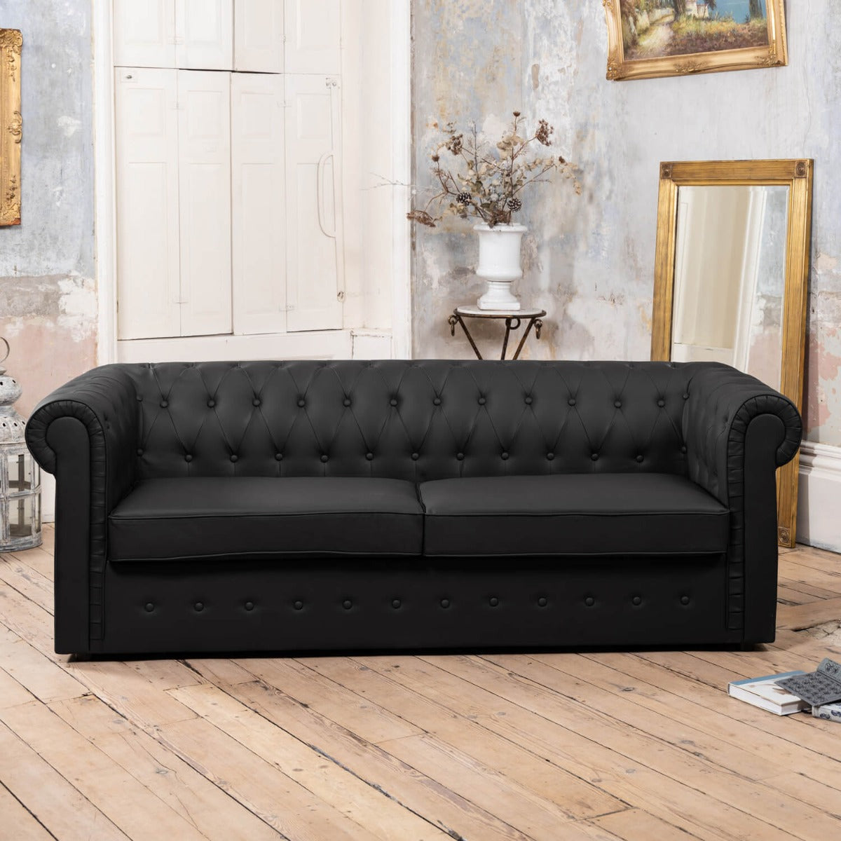 Richland Chesterfield Leather 3 Seater Sofabed - Black