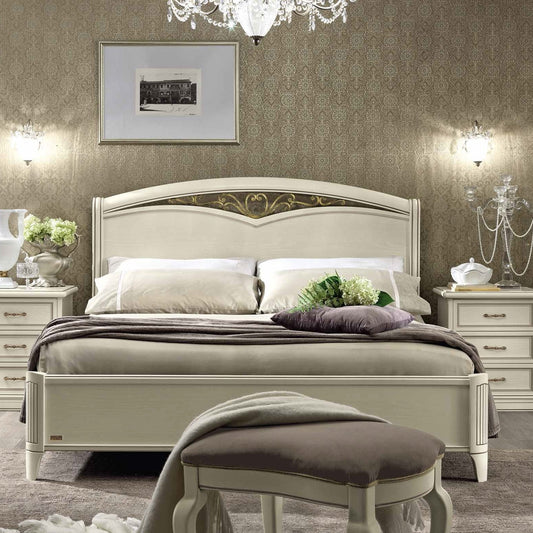 Camel Nostalgia Bianco Antico Curvo Fregio Ring Bed