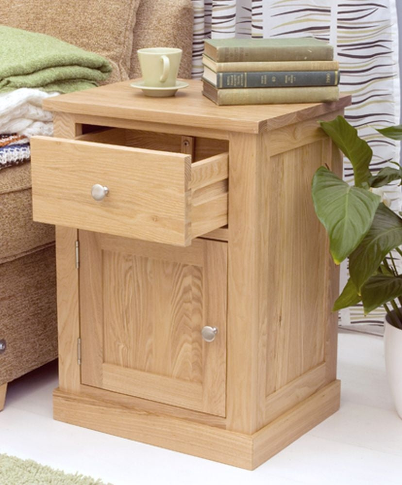 Mobel Oak 1 Door 1 Drawer Lamp Table