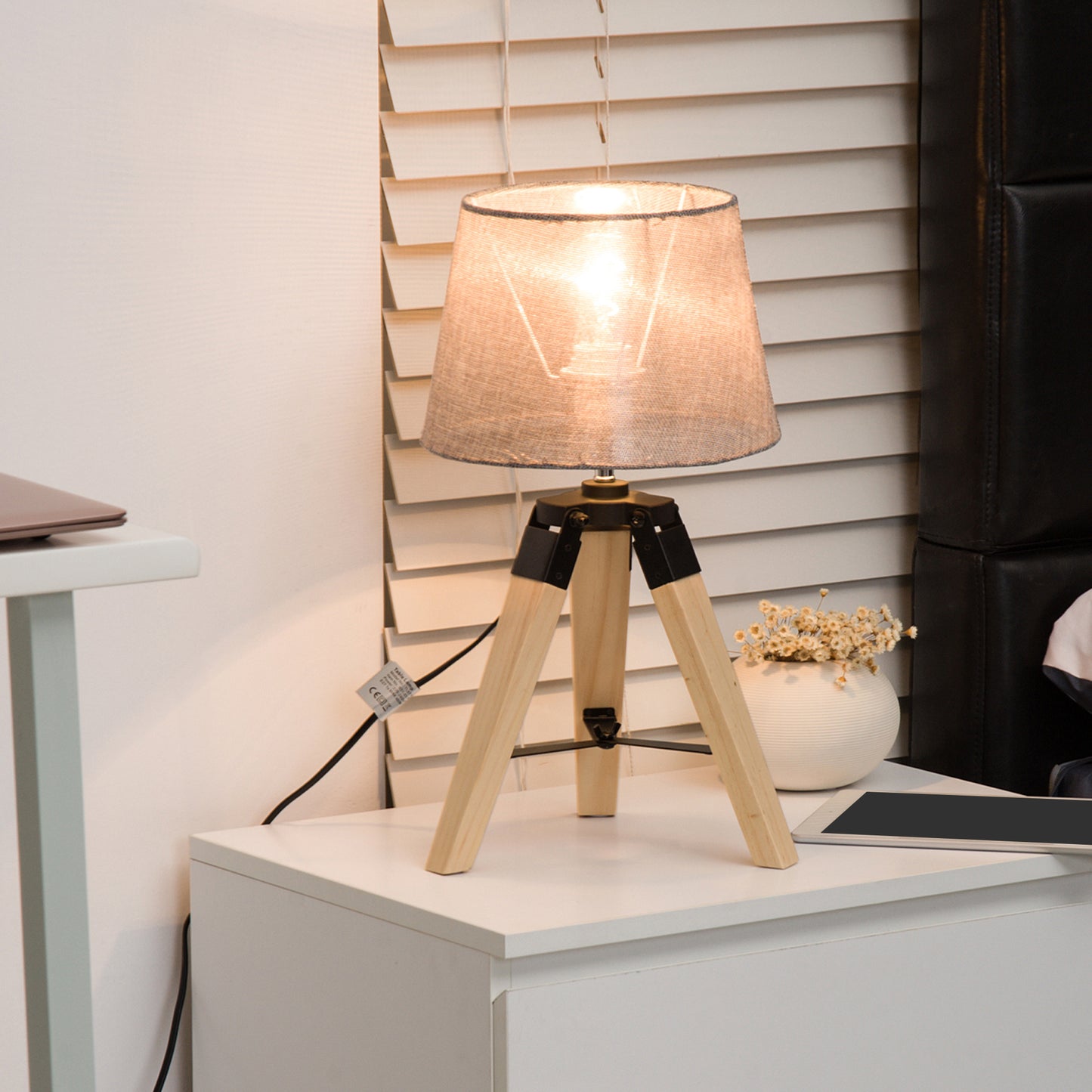 HOMCOM ooden Tripod Table Lamp for Side, Desk or End Table with E27 Bulb Base?Grey Shade?