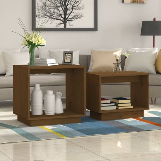 Honey Brown Pine Wood Nesting Coffee Tables Set - Space-Saving Design for Living Room & Bedroom