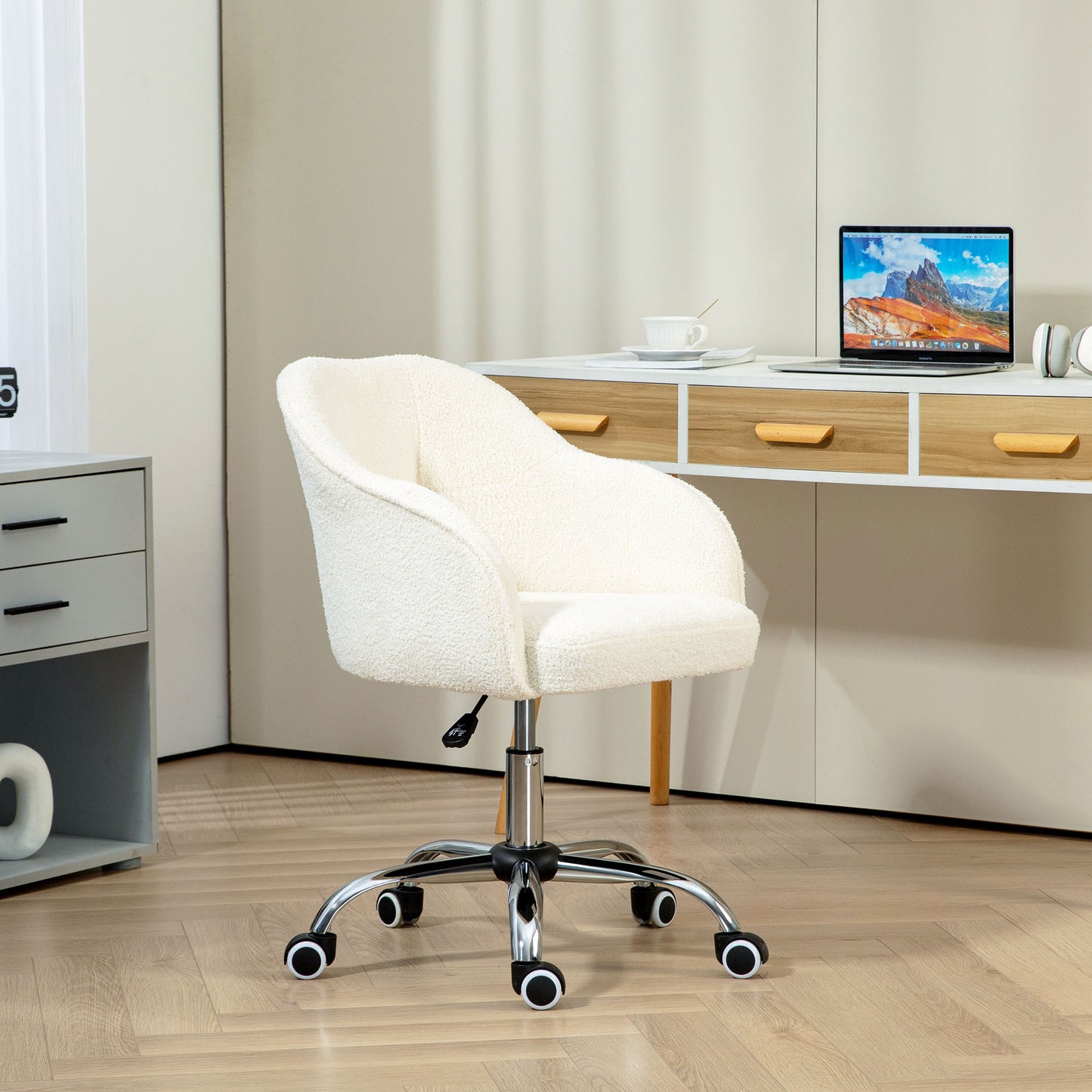 HOMCOM eddy Fleece Swivel Office Chair - Cream