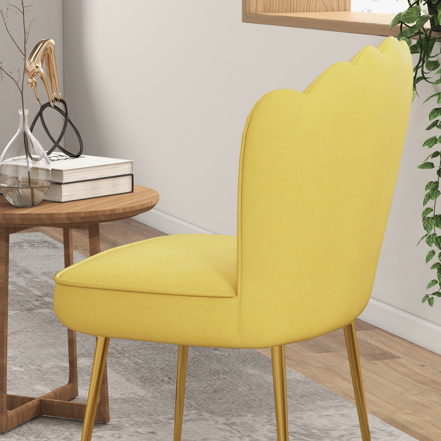 HOMCOM elvet-Feel Shell Accent Chair - Yellow