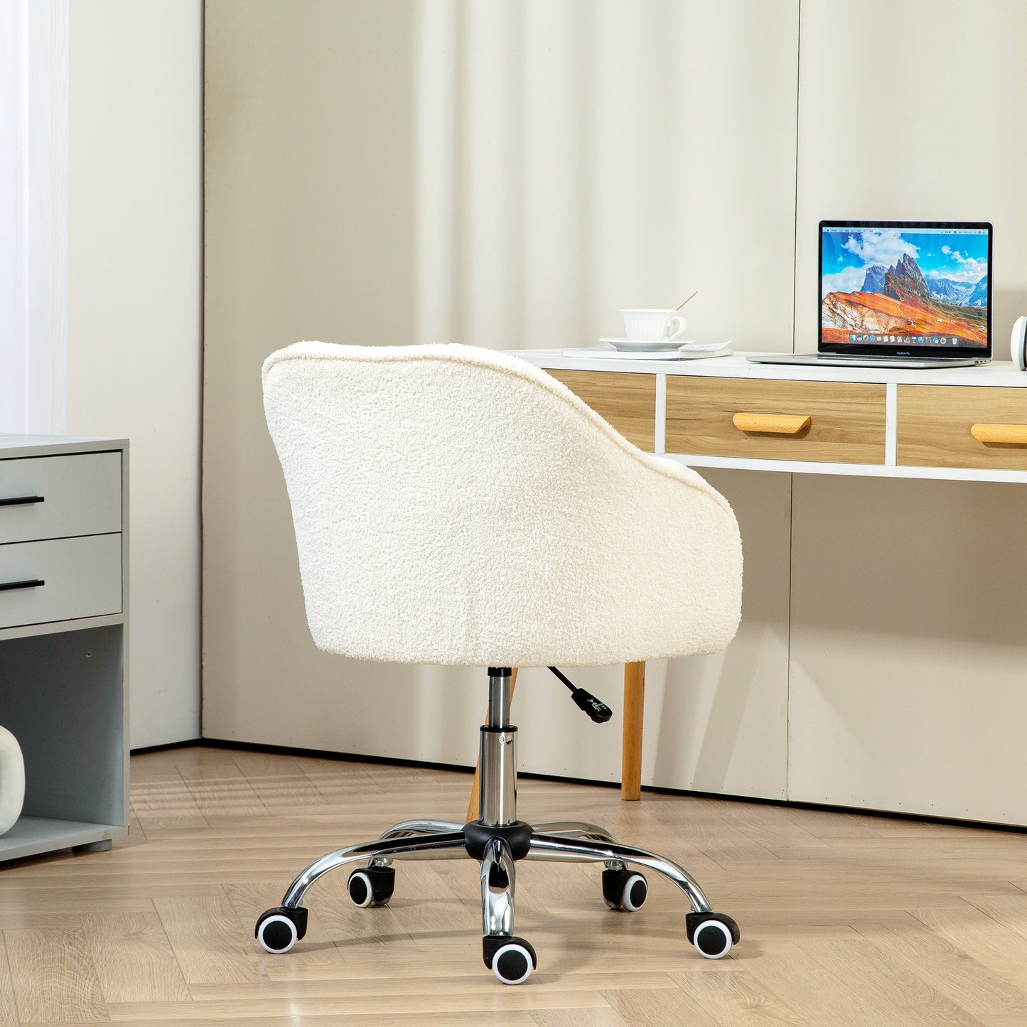 HOMCOM eddy Fleece Swivel Office Chair - Cream